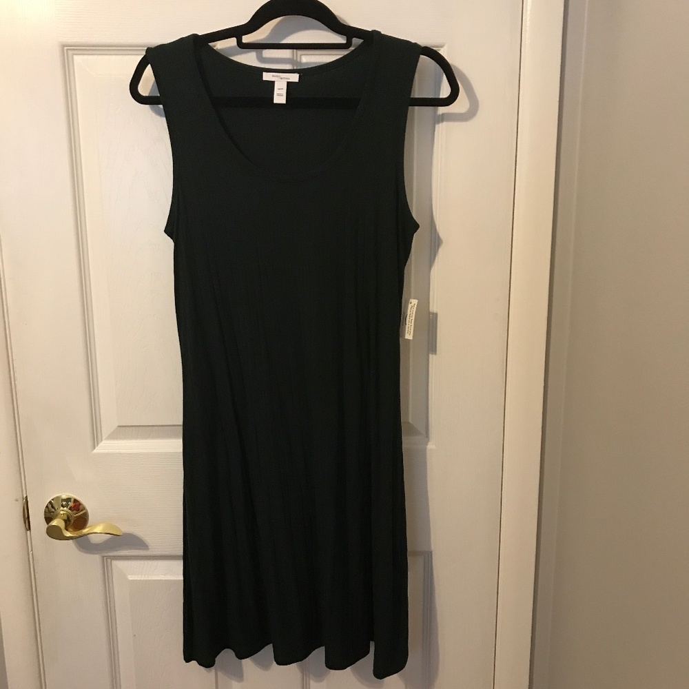 NWT Daily Ritual Casual Dress in Hunter Green size Small